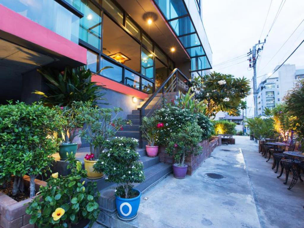 Hotel B2 Bangkok - Srinakarin Zewnętrze zdjęcie